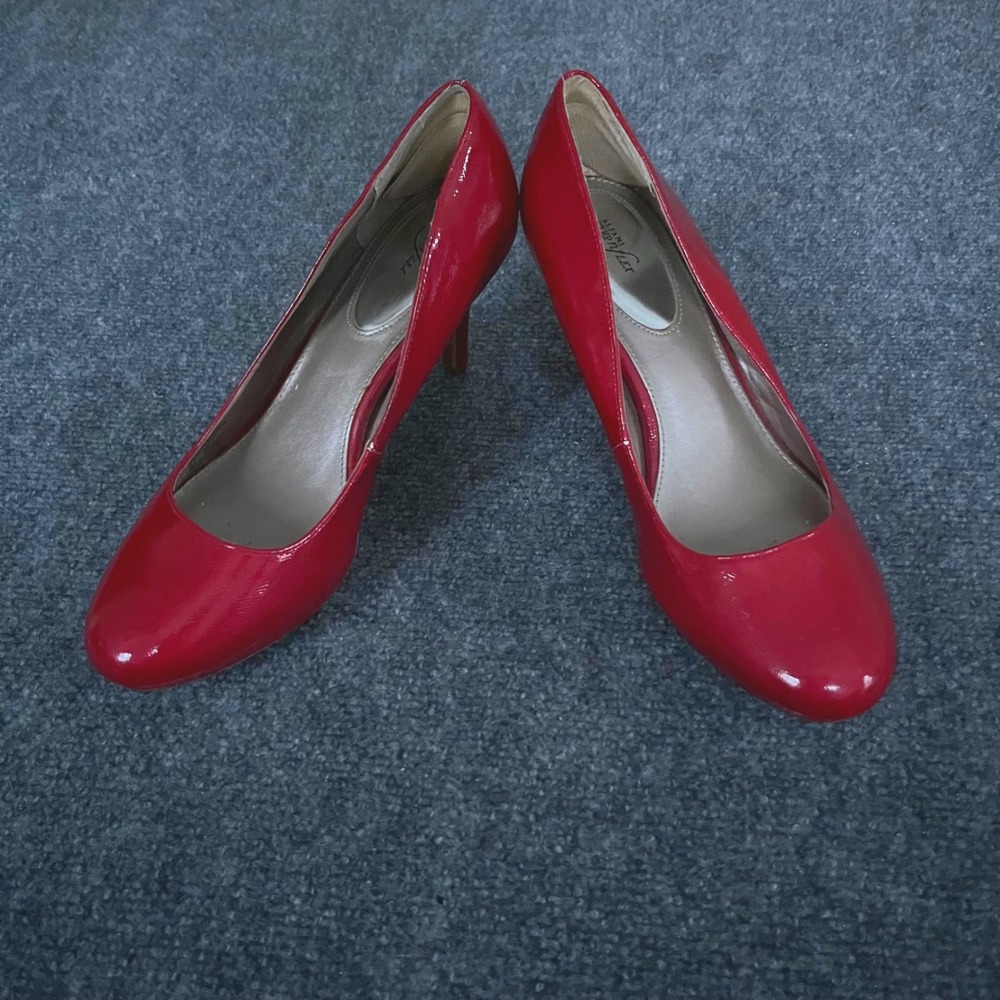 Alfani Step n Flex Red Patent Leather Round Toe Pumps Heels Womens Size 9